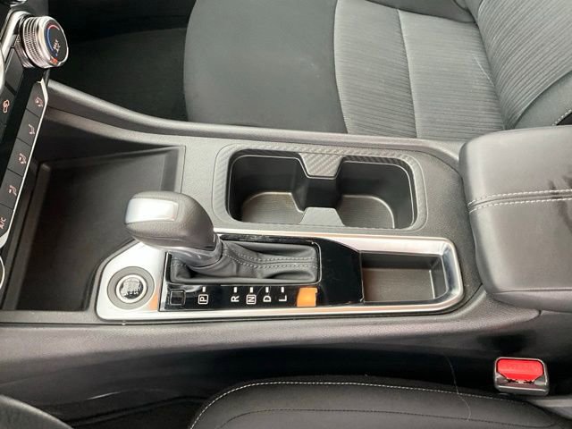 Used 2025 Nissan Sentra SV image 19