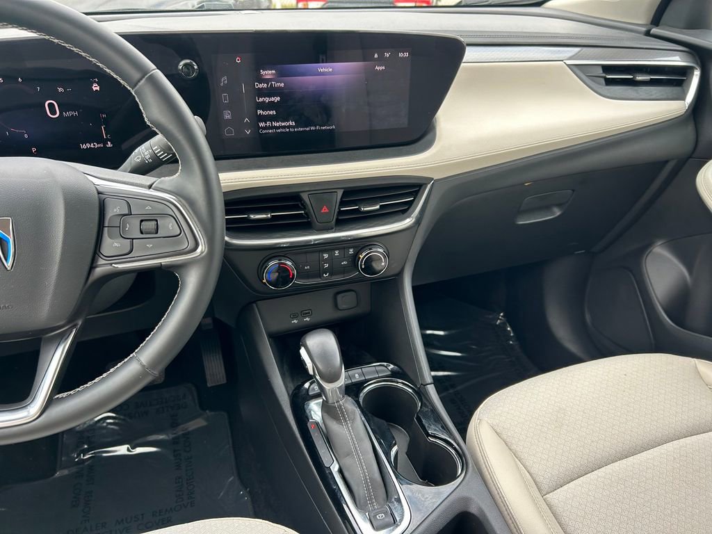 Used 2024 Buick Encore GX Preferred image 16