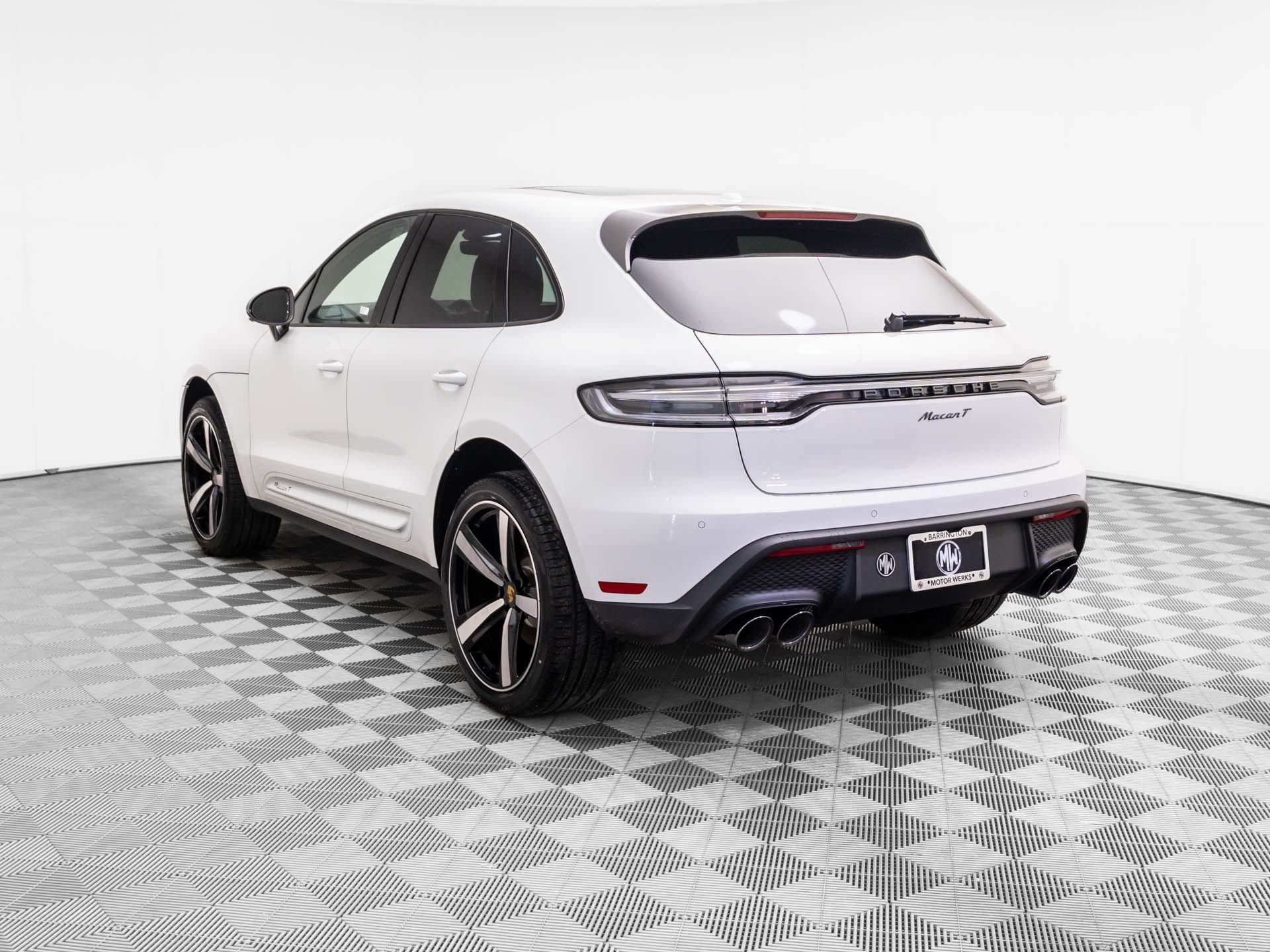 New 2026 Porsche Macan Turbo AWD/4WD image 3