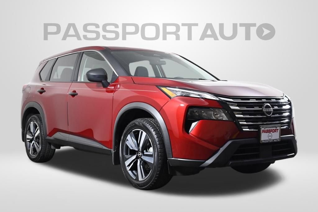 Used 2024 Nissan Rogue S AWD/4WD image 4