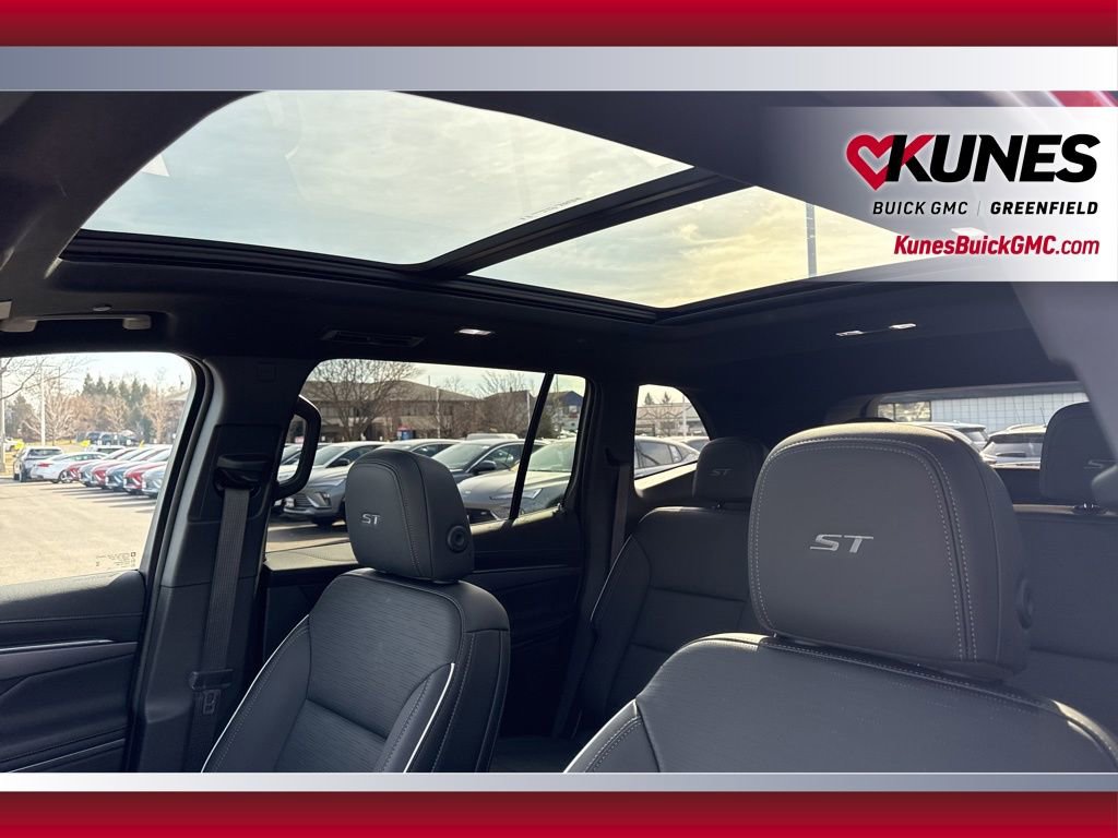 New 2025 Buick Enclave Sport Touring w/ Super Cruise Package image 18