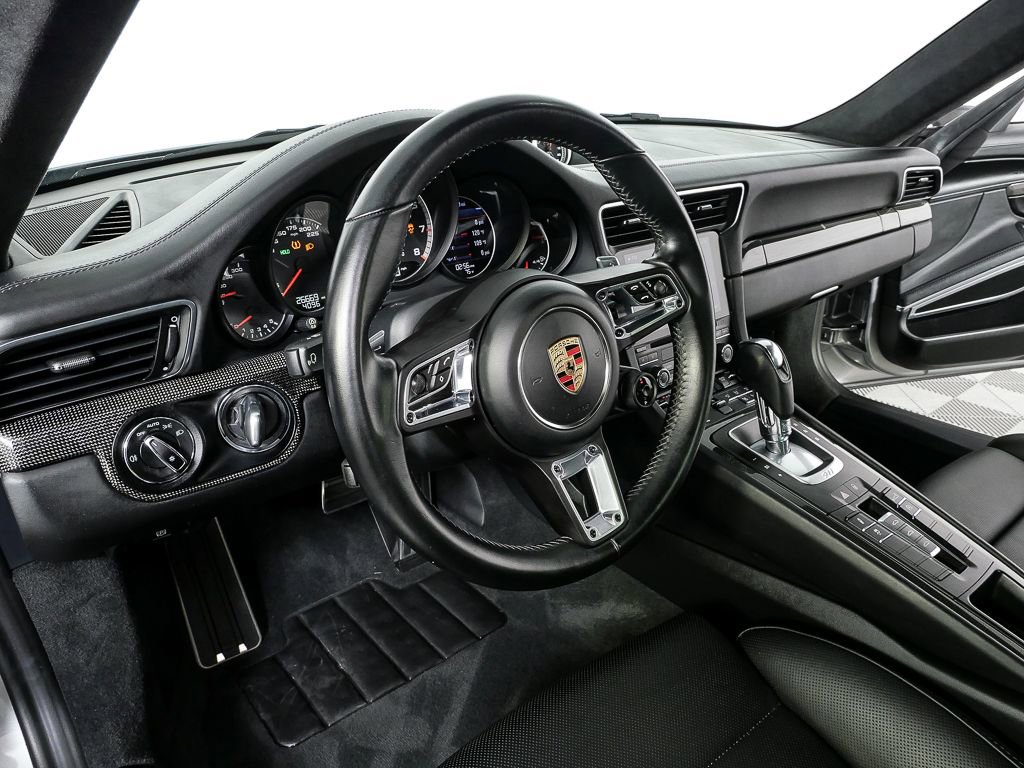 Certified 2017 Porsche 911 Turbo image 4