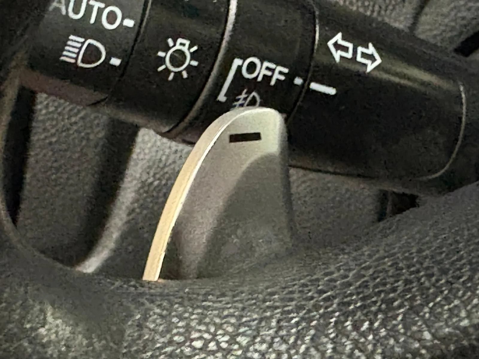 Used 2015 Honda Fit EX image 34