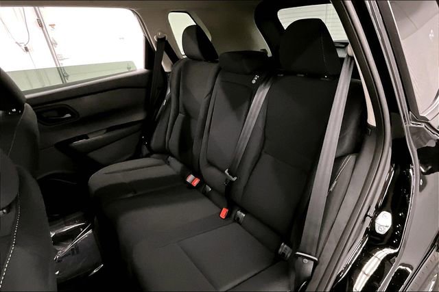 New 2026 Nissan Rogue S image 11