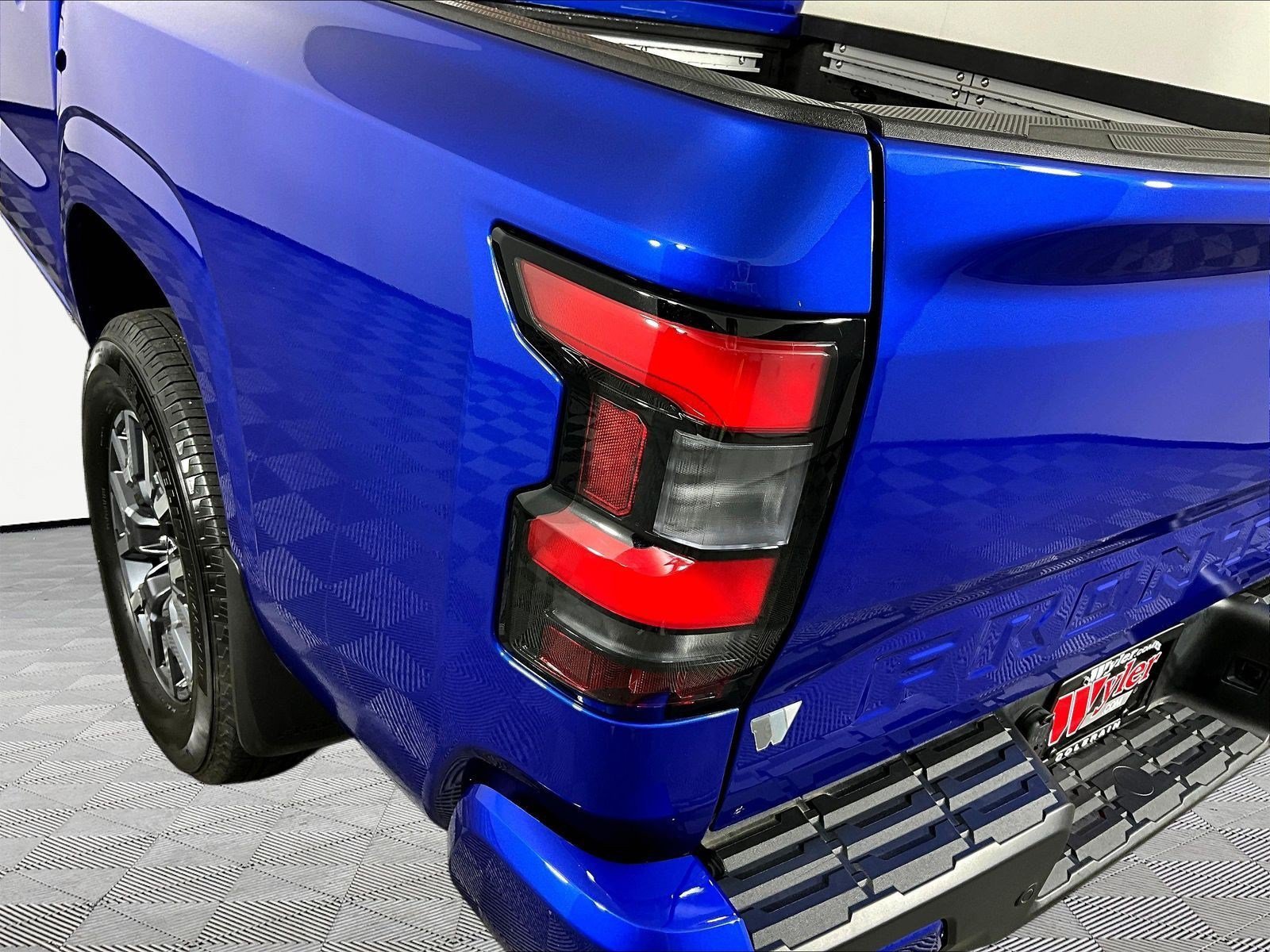 Certified 2025 Nissan Frontier SL AWD/4WD image 24
