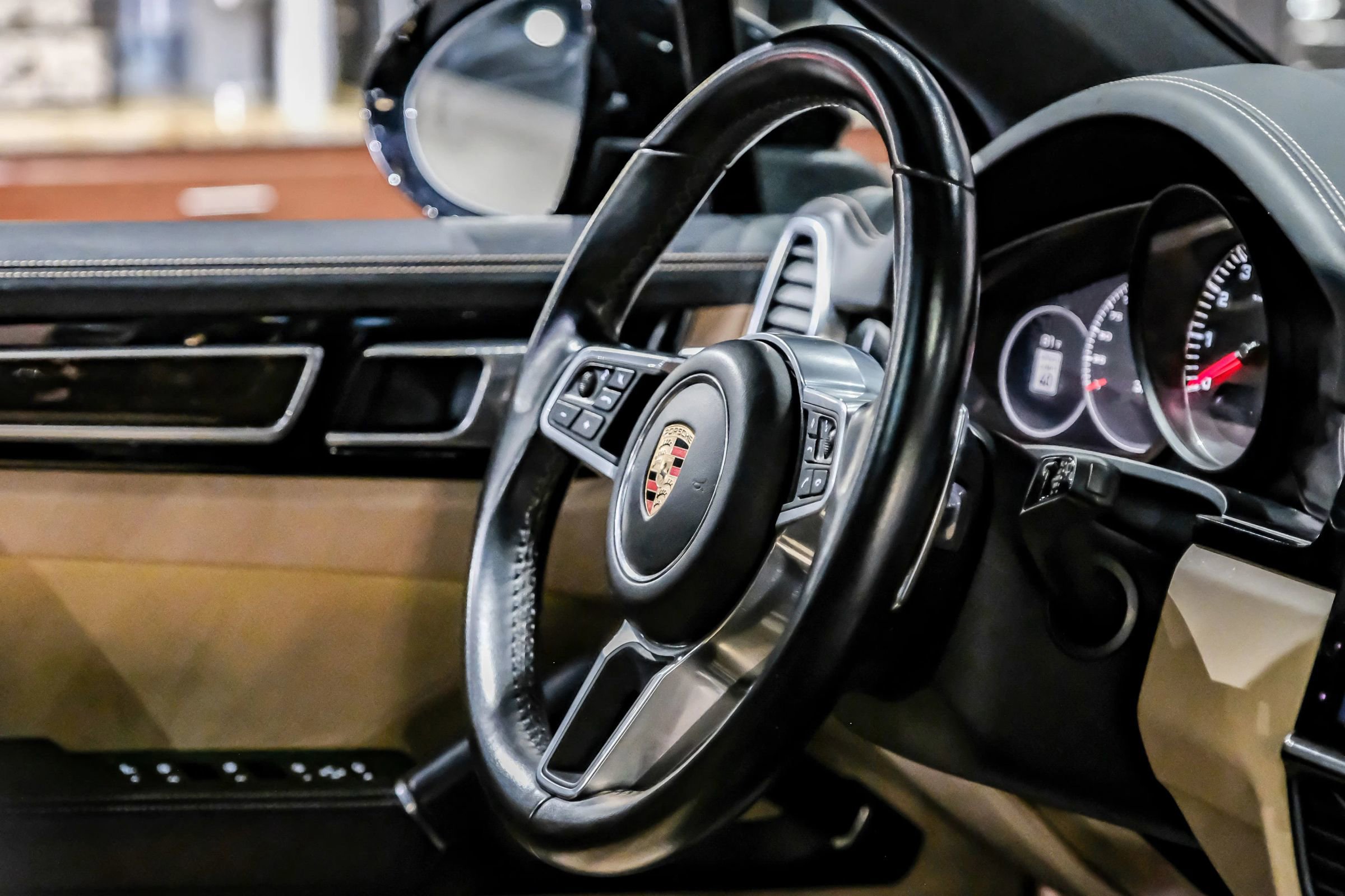 Used 2020 Porsche Cayenne S image 17