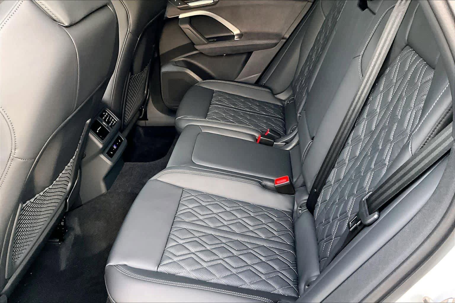 New 2026 Audi SQ5 Prestige AWD/4WD image 19