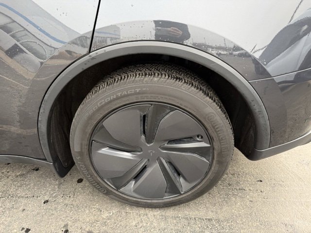 Used 2026 Tesla Model Y Long Range image 5