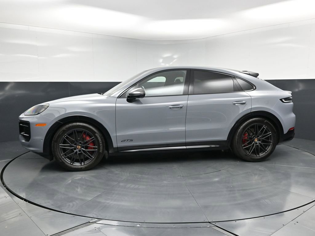 Certified 2025 Porsche Cayenne GTS AWD/4WD image 2