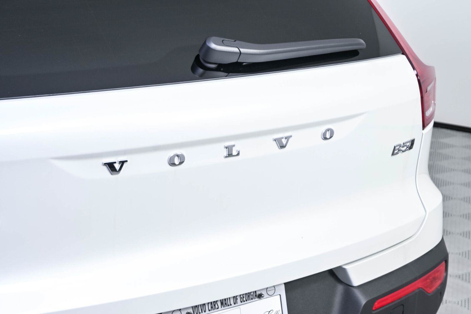 New 2026 Volvo XC40 B5 Core w/ Protection Package Premier AWD/4WD image 36