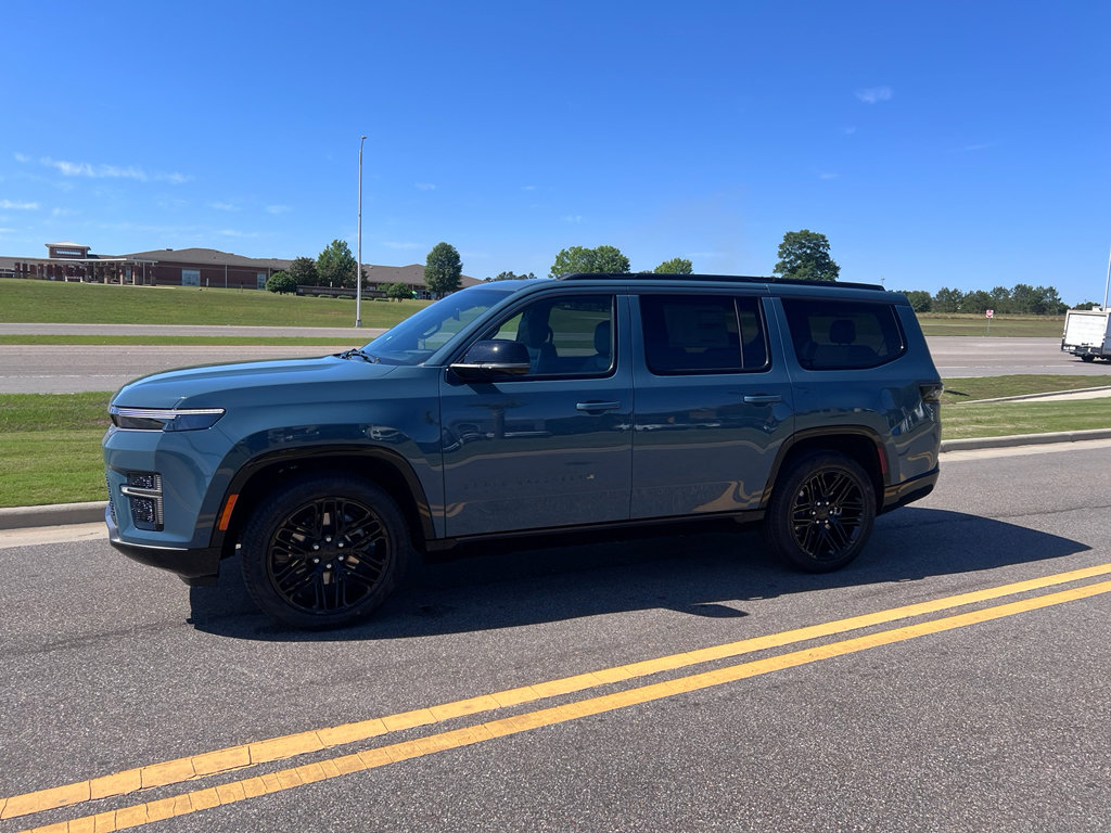 New 2026 Jeep Grand Wagoneer Limited AWD/4WD image 10