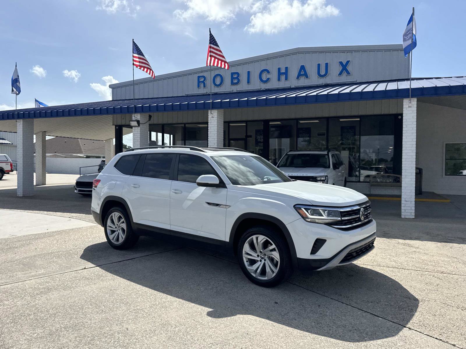 Used 2022 Volkswagen Atlas SE image 1