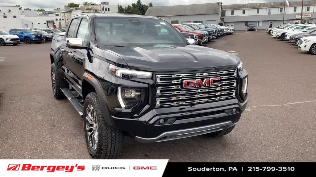 New 2026 GMC Canyon Denali AWD/4WD image 3