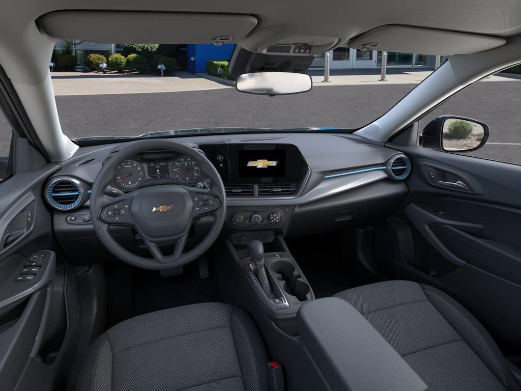 New 2026 Chevrolet Trax LS w/ LS Convenience Package FWD image 15