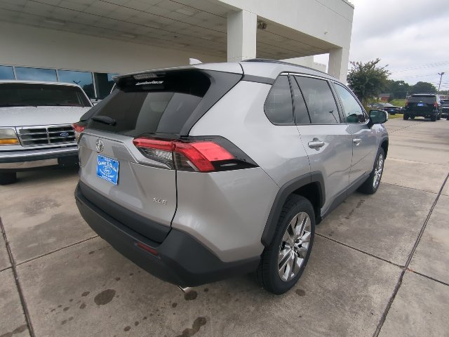 Used 2024 Toyota RAV4 XLE Premium FWD image 7
