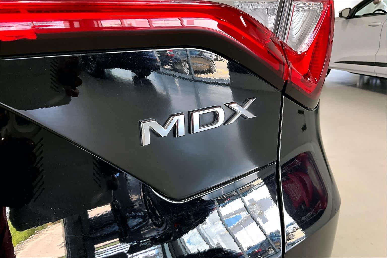Used 2023 Acura MDX SH-AWD w/ Advance Package image 7