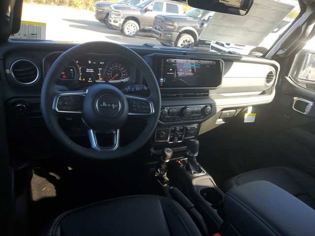 New 2026 Jeep Wrangler Sahara image 6