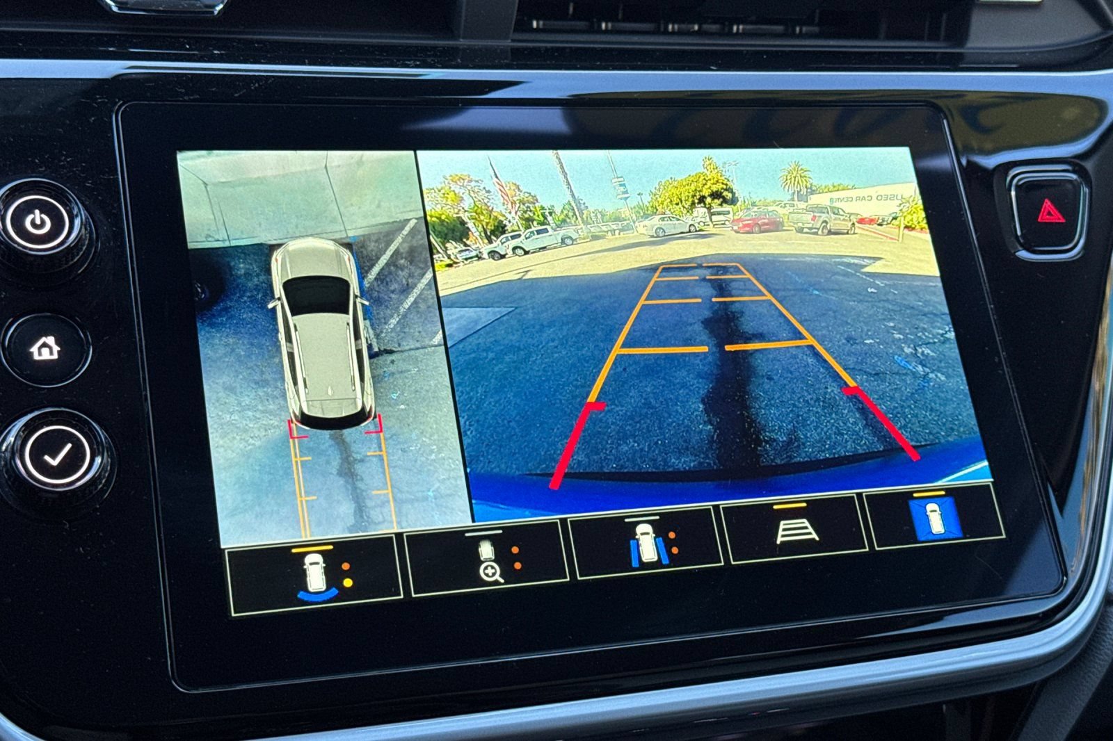 Used 2023 Chevrolet Bolt EUV Premier w/ Super Cruise Package FWD image 20