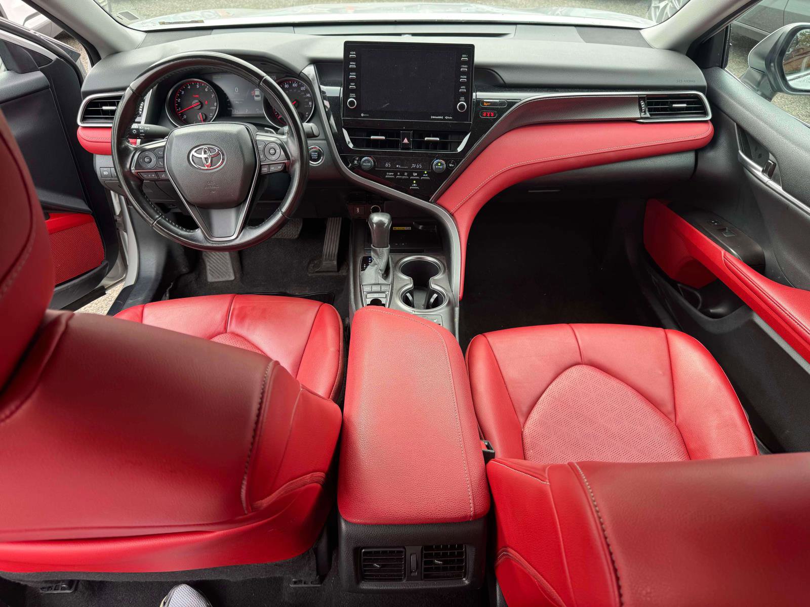 Used 2023 Toyota Camry XSE image 10