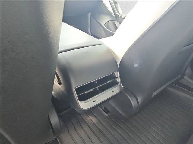 Used 2021 Tesla Model 3 Performance AWD/4WD image 17