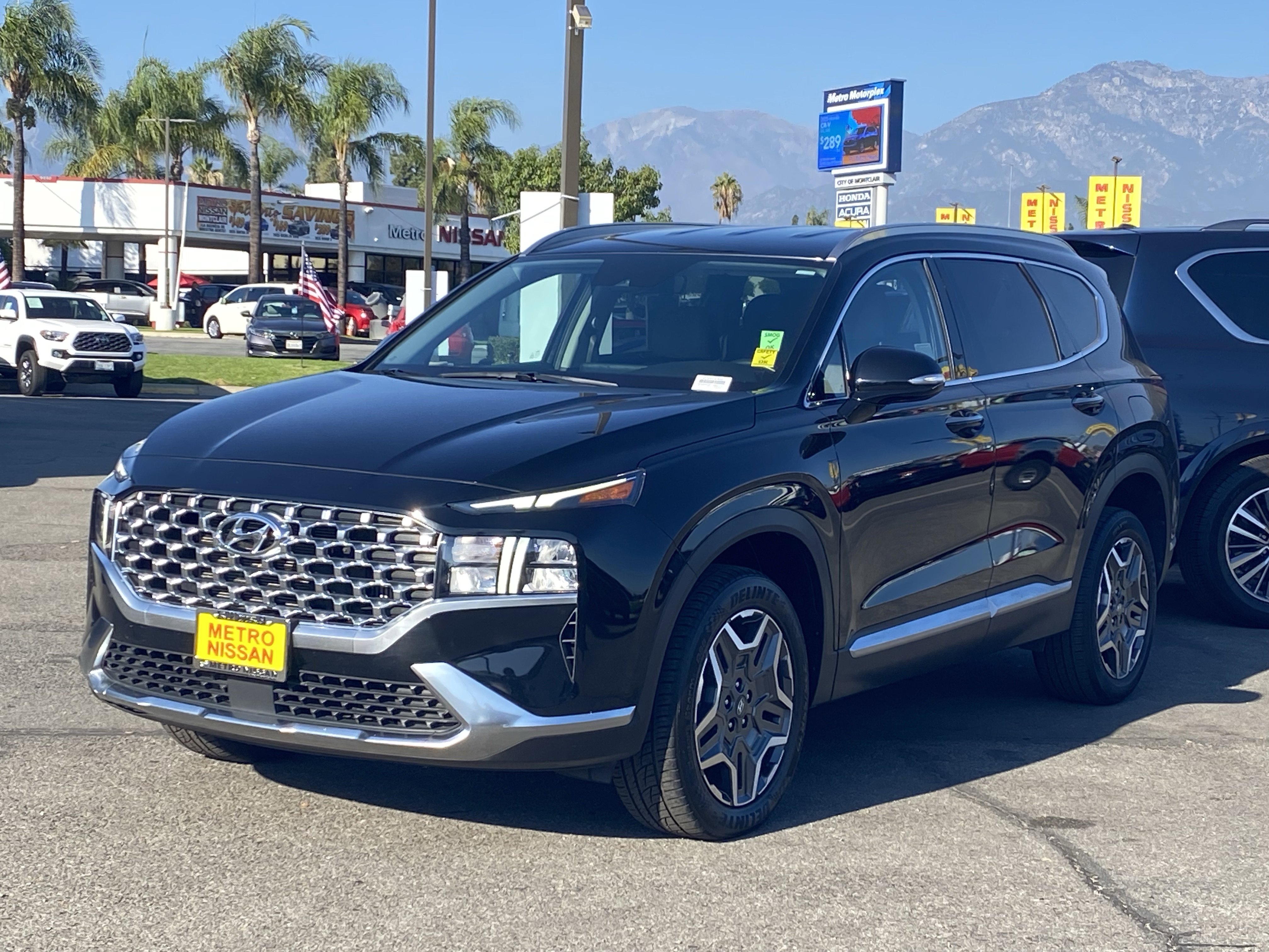 Used 2023 Hyundai Santa Fe SEL Convenience image 7