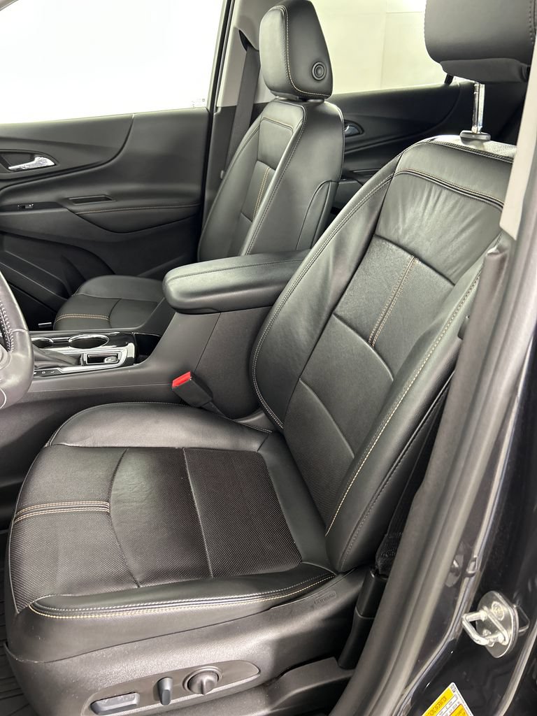Used 2022 Chevrolet Equinox Premier FWD image 12