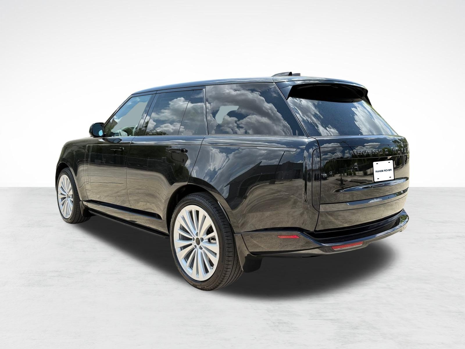 New 2026 Land Rover Range Rover SE AWD/4WD image 3