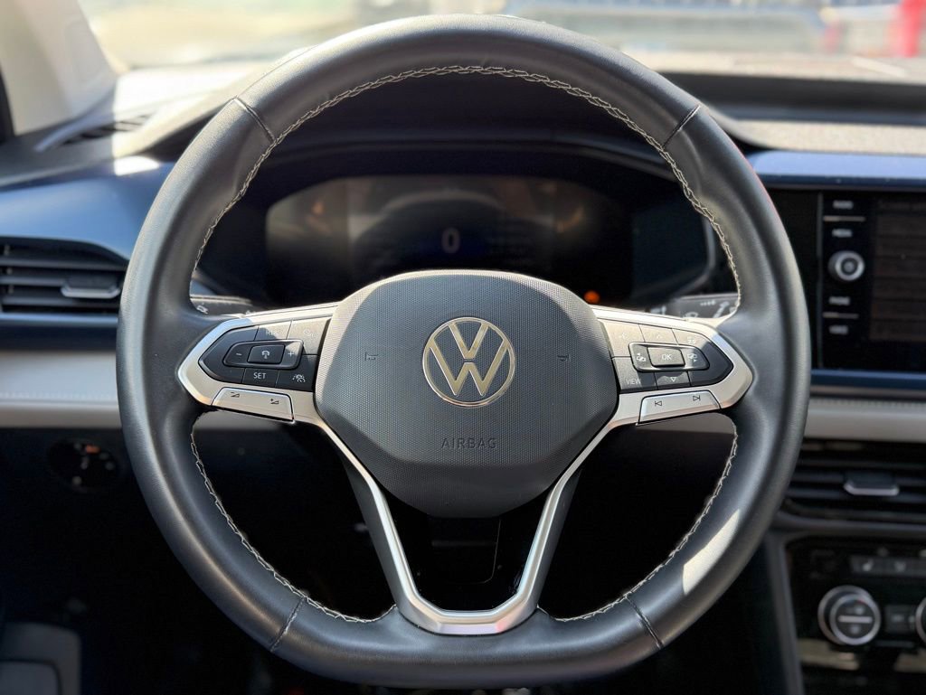 Used 2024 Volkswagen Taos SE AWD/4WD image 9