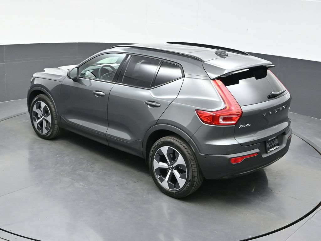 New 2026 Volvo XC40 B5 Plus w/ Protection Package Premier AWD/4WD image 37