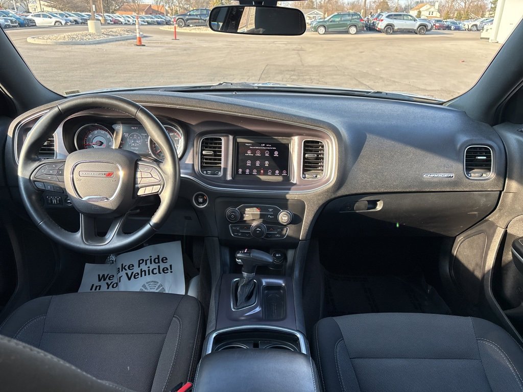 Used 2018 Dodge Charger SXT image 13