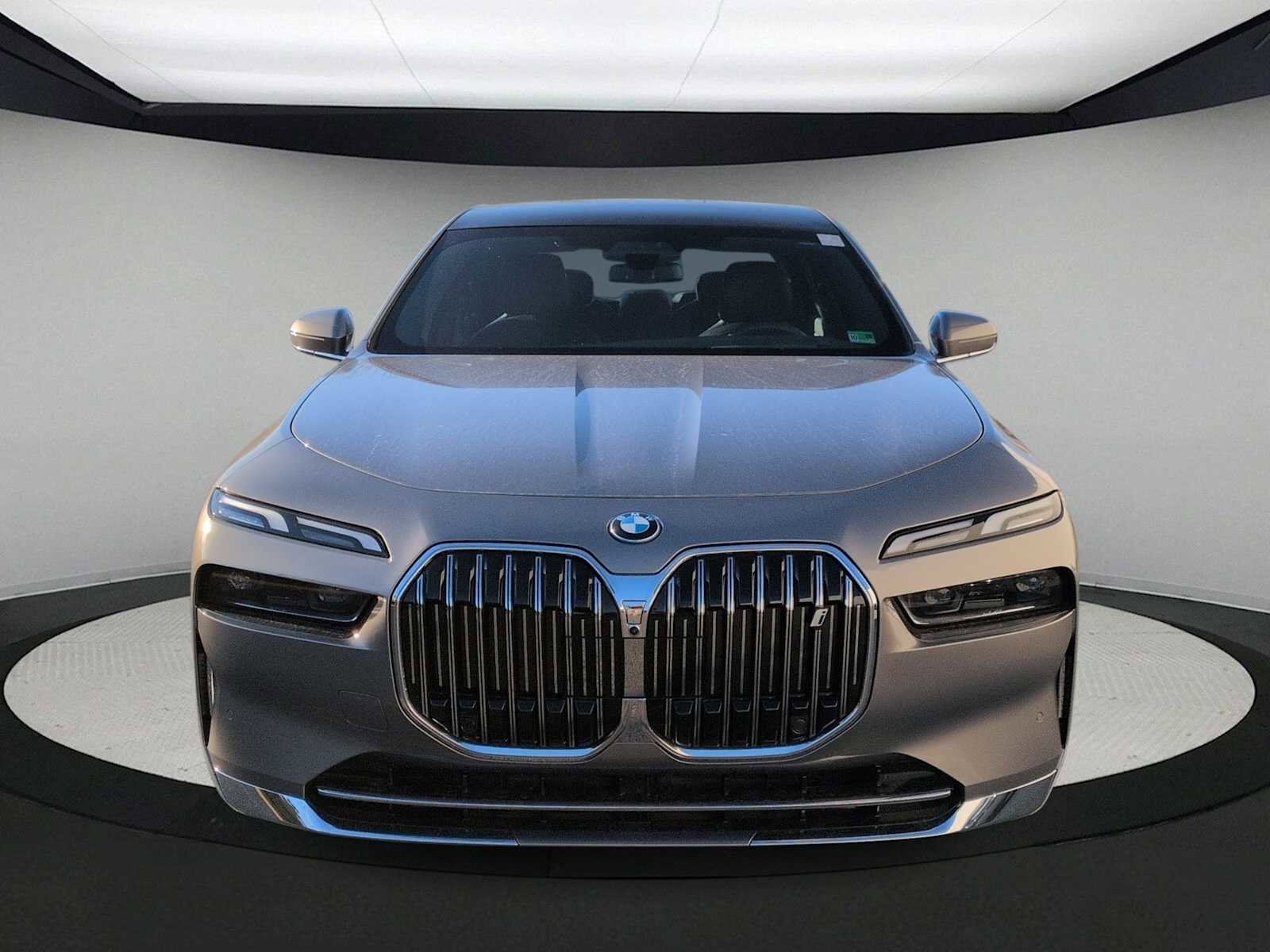 New 2025 BMW i7 eDrive50 image 3