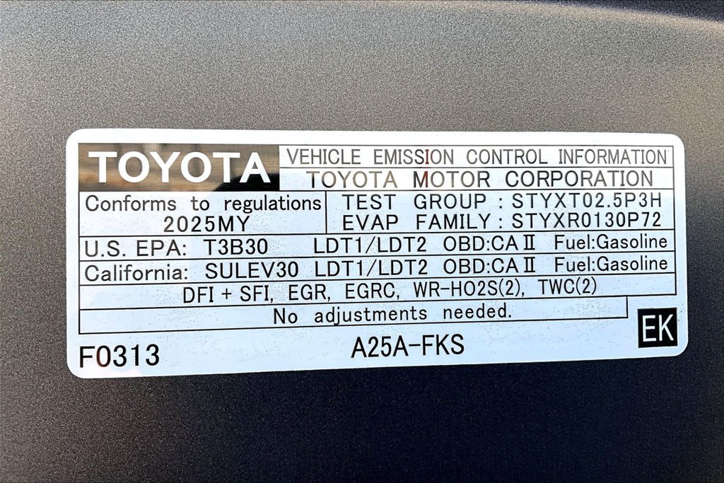 Used 2025 Toyota RAV4 XLE w/ Convenience Package FWD image 36