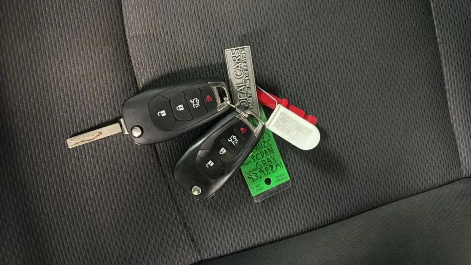 Used 2018 Chevrolet Cruze LT FWD image 23