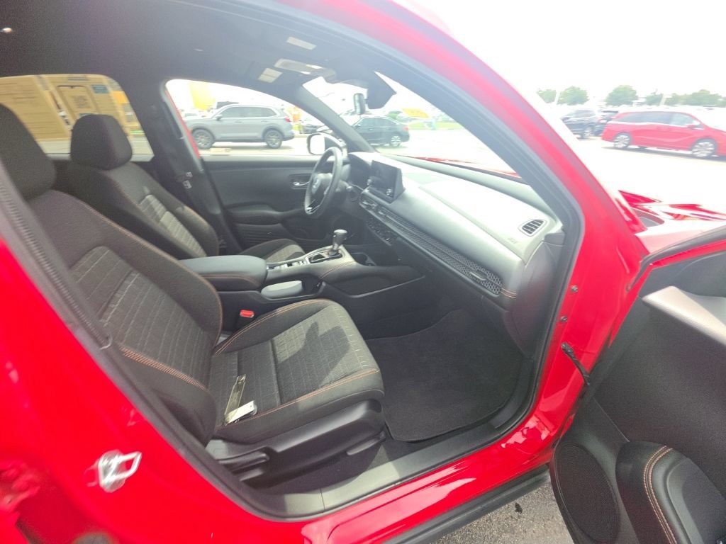 Certified 2024 Honda HR-V Sport image 33