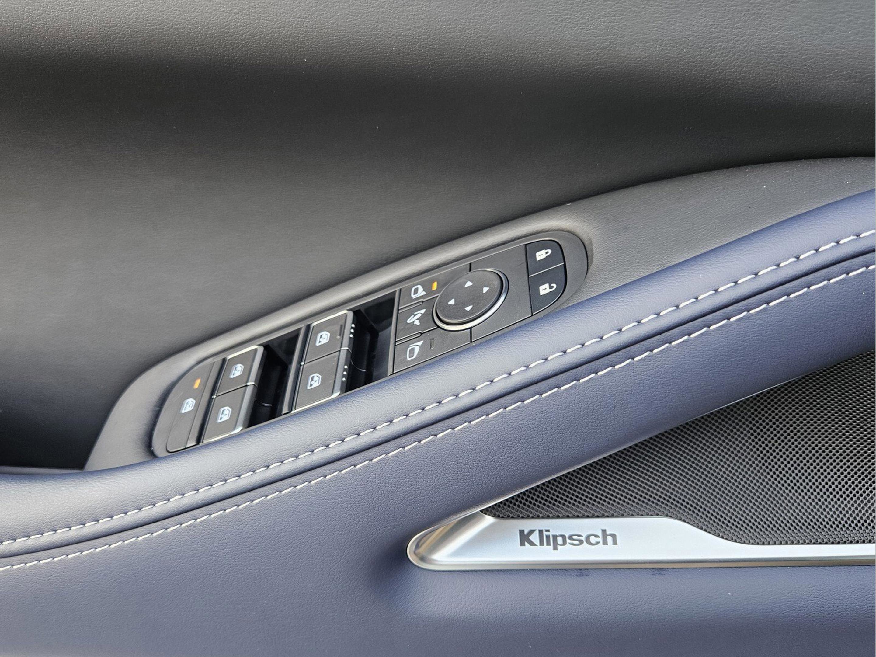 New 2026 INFINITI QX60 Sport image 21