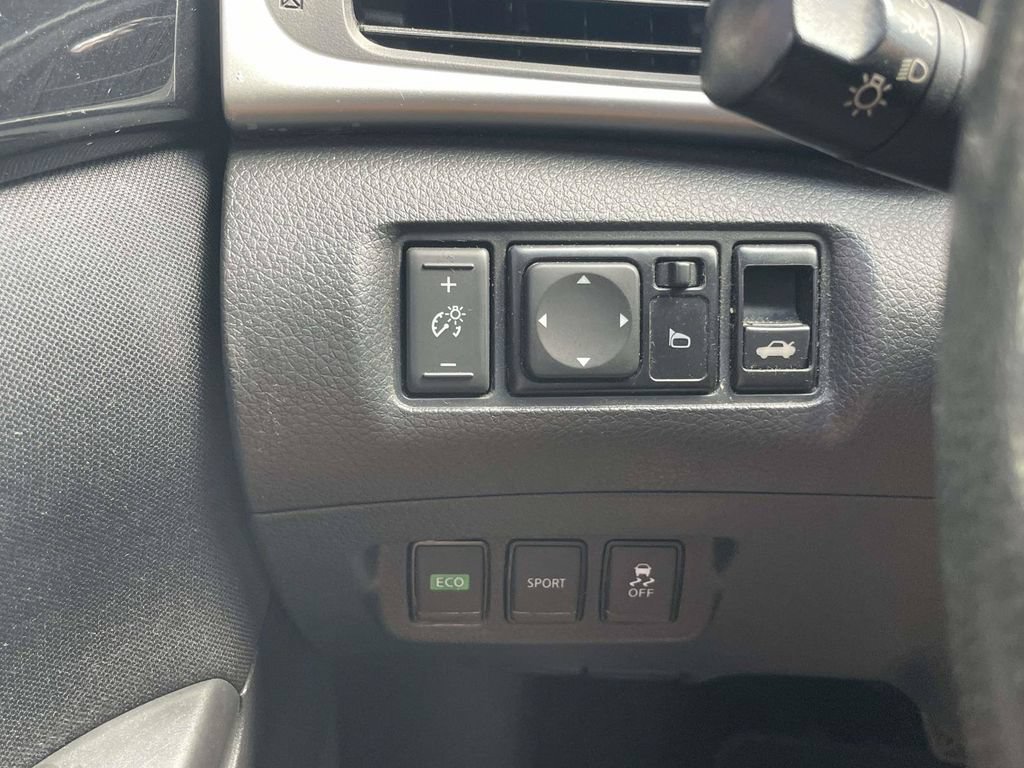 Used 2018 Nissan Sentra SV w/ All Weather Package FWD image 26