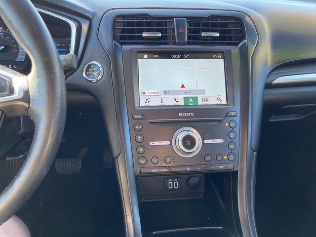 Used 2019 Ford Fusion Titanium FWD image 17