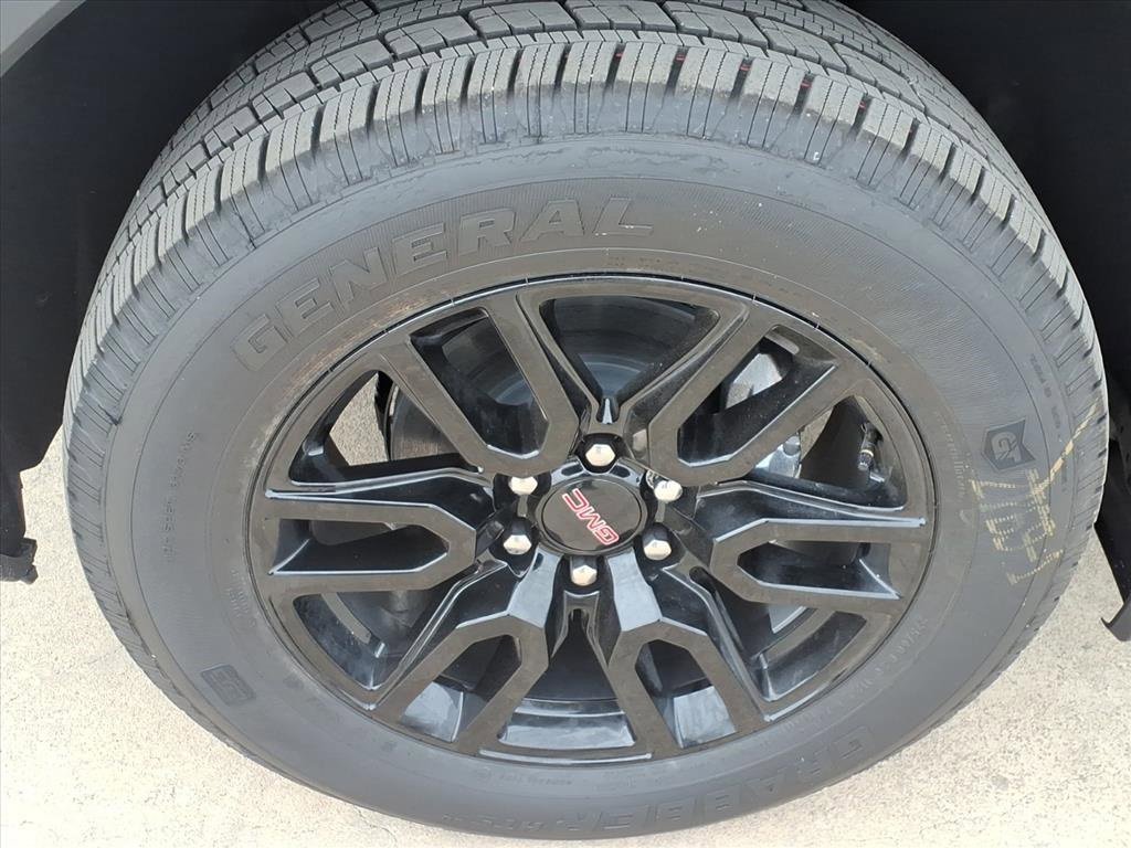 New 2026 GMC Sierra 1500 Elevation image 9