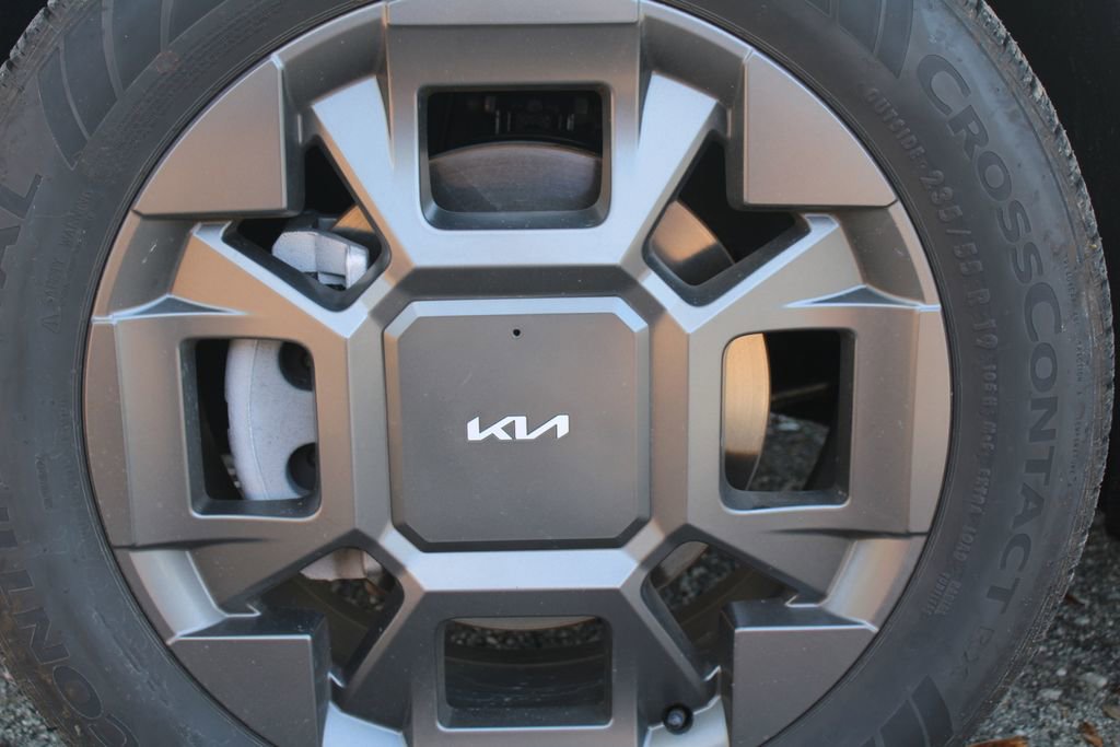 New 2026 Kia Carnival SX FWD image 24