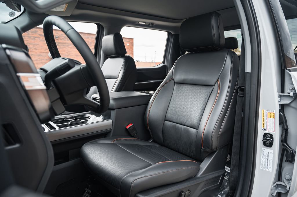 New 2026 Ford F250 Lariat w/ Black Appearance Package AWD/4WD image 15