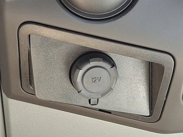 Used 2023 Ford F650 2WD Regular Cab Super Duty image 21