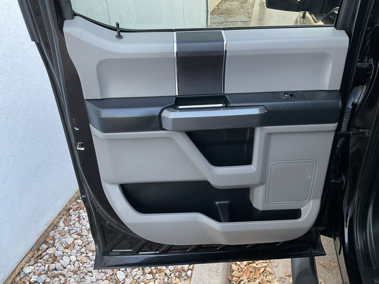 Used 2019 Ford F150 XLT image 22