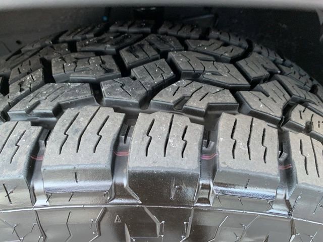 Used 2025 Nissan Pathfinder Rock Creek image 11