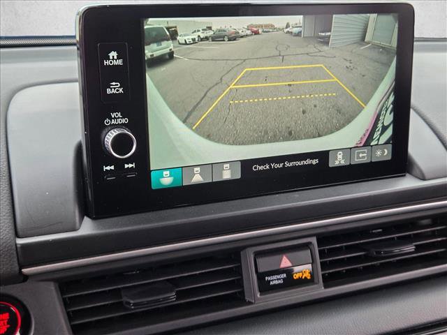 Used 2025 Honda Pilot EX-L image 12