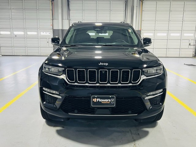 Used 2023 Jeep Grand Cherokee 4WD 4xe w/ Luxury Tech Group II image 17