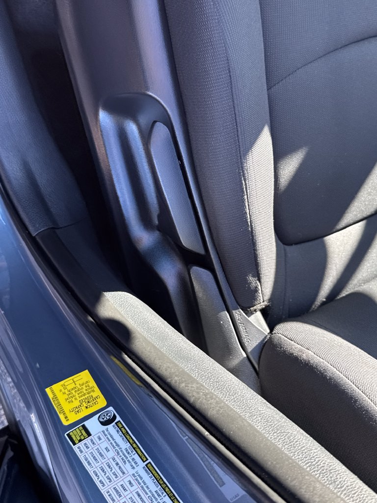 Used 2022 Toyota Corolla Cross LE w/ Moonroof Package AWD/4WD image 51