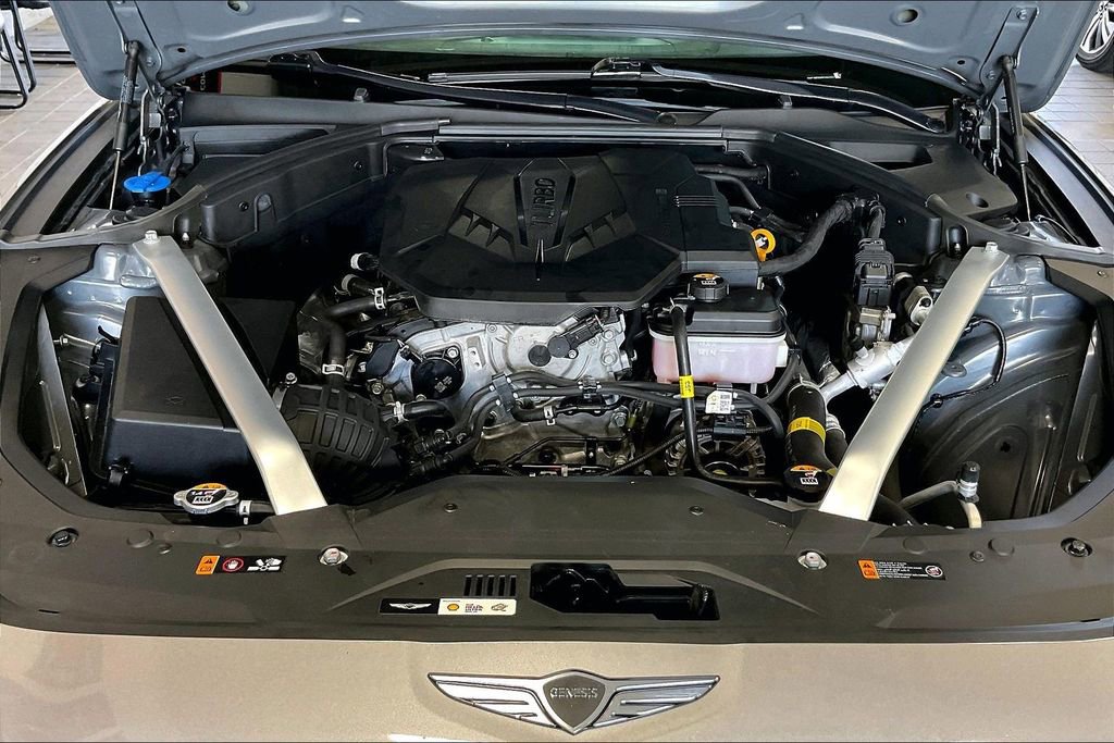 Used 2025 Genesis G70 2.5T AWD/4WD image 27