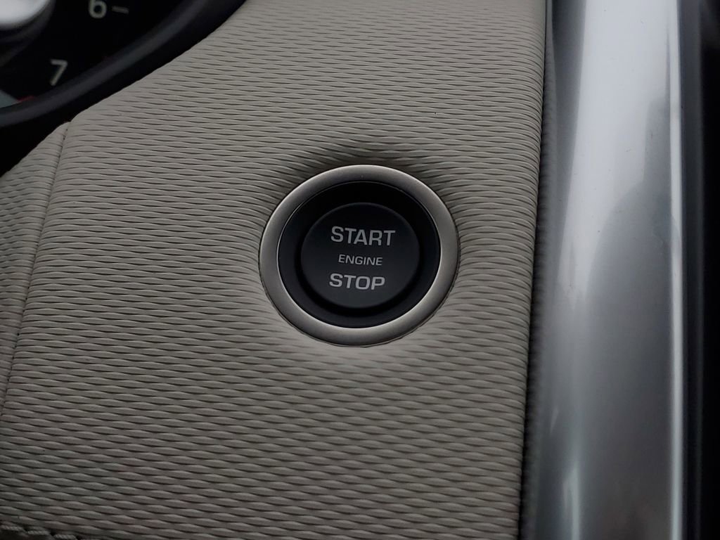 New 2026 Land Rover Discovery Dynamic SE image 20