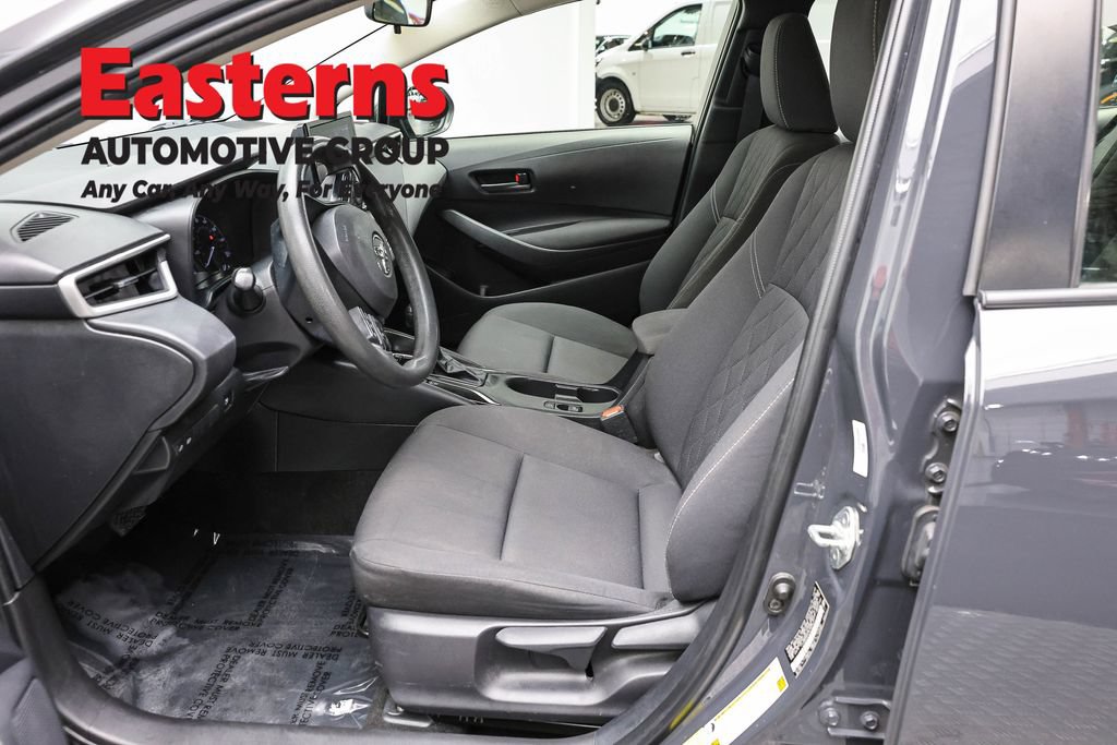 Used 2023 Toyota Corolla LE FWD image 13