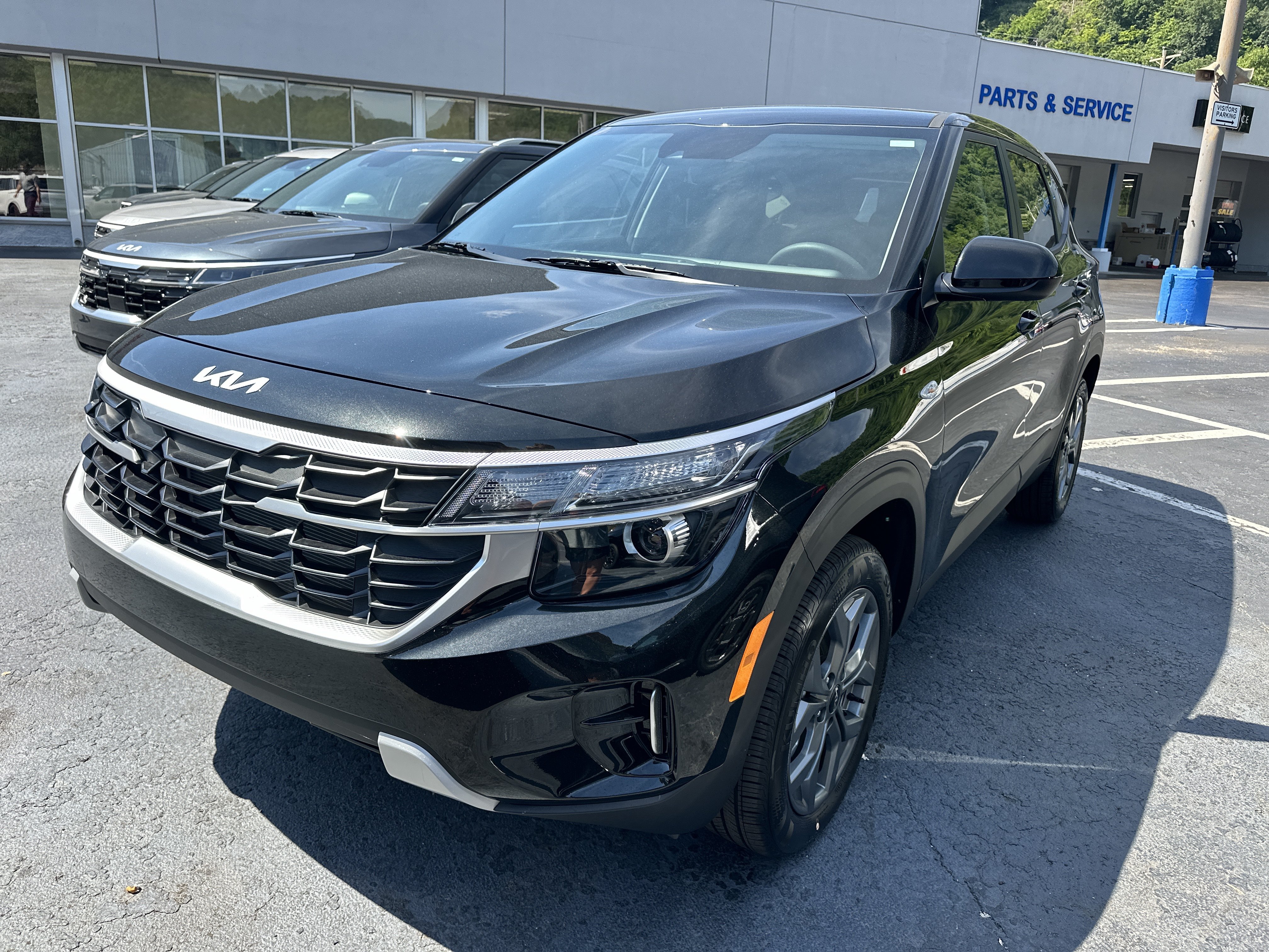 New 2026 Kia Seltos LX AWD/4WD image 6